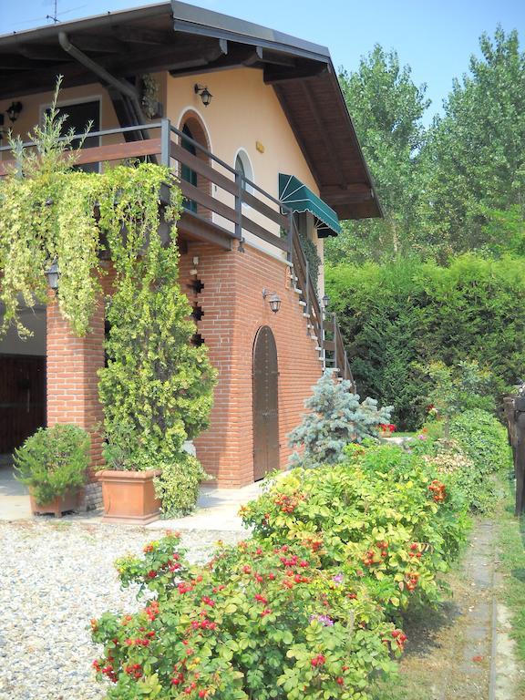 Agriturismo Maiocchi Villa Borgarello ภายนอก รูปภาพ