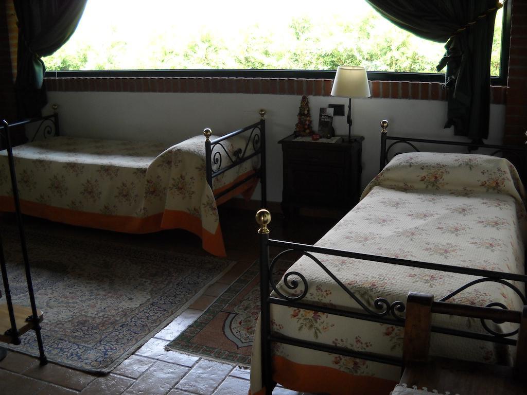 Agriturismo Maiocchi Villa Borgarello ห้อง รูปภาพ