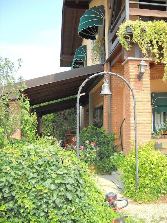 Agriturismo Maiocchi Villa Borgarello ภายนอก รูปภาพ