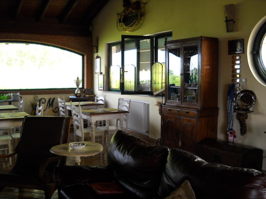 Agriturismo Maiocchi Villa Borgarello ภายนอก รูปภาพ