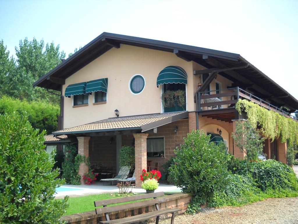 Agriturismo Maiocchi Villa Borgarello ภายนอก รูปภาพ