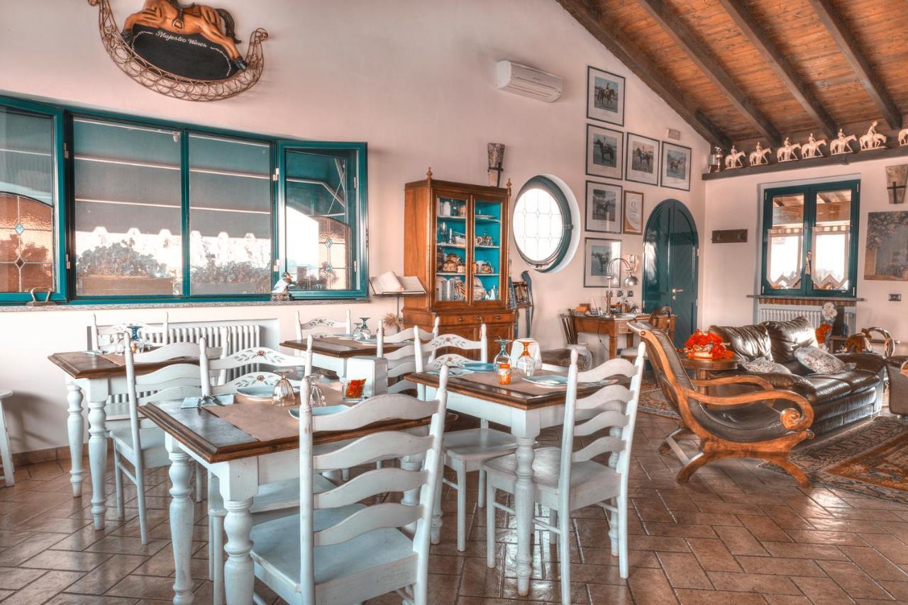 Agriturismo Maiocchi Villa Borgarello ภายนอก รูปภาพ
